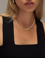 Cavaro™ | Colar Chunky em Ouro com Elos Cuban Link